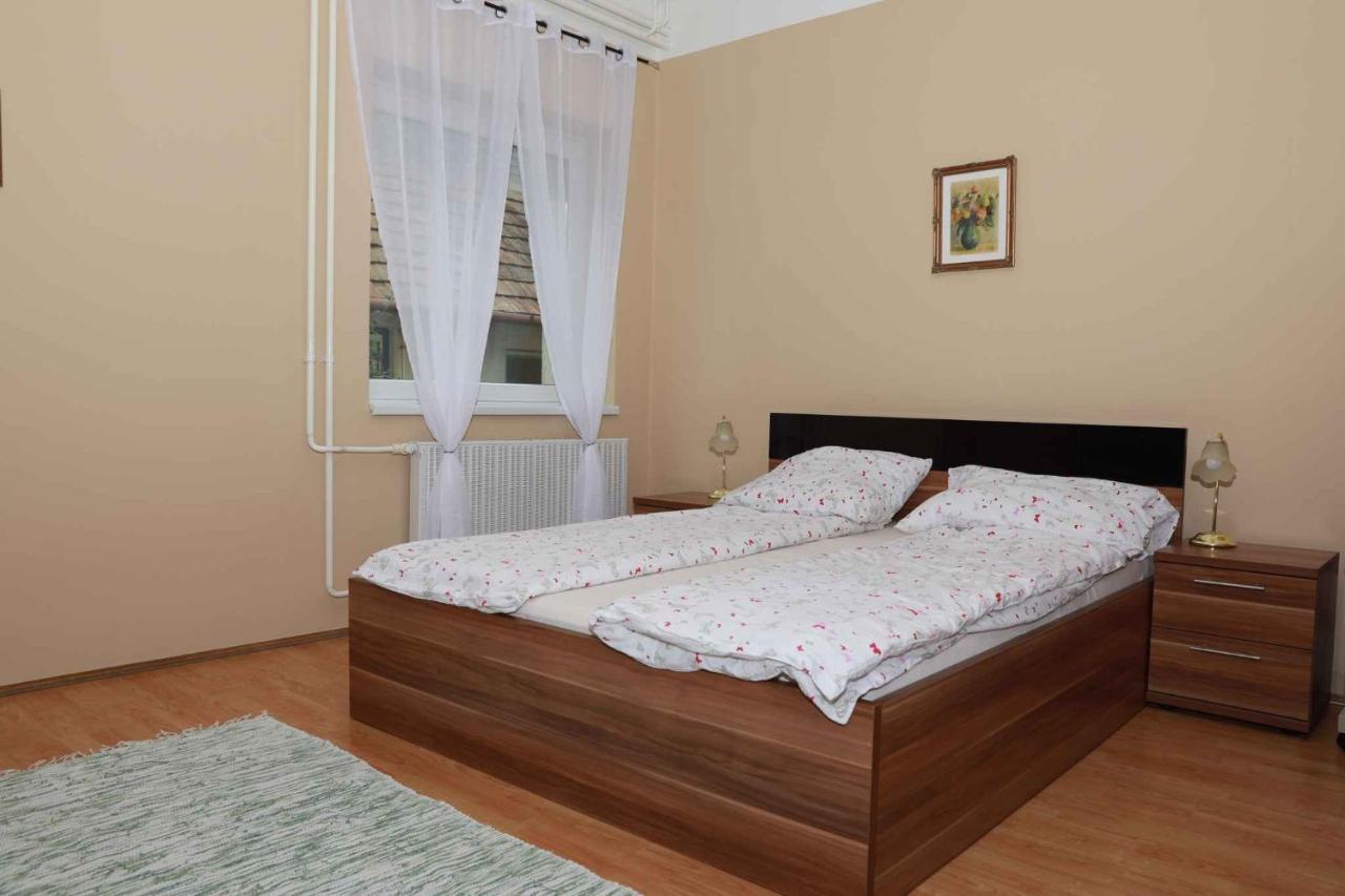 Holiday home in Balatonkeresztur 19455 Exterior foto